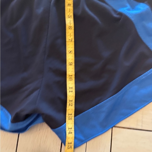 NIKE | Dry Fit Athletic Brief Lined 2 Tone shorts 
Sz Medium Blue - Picture 3 of 5
